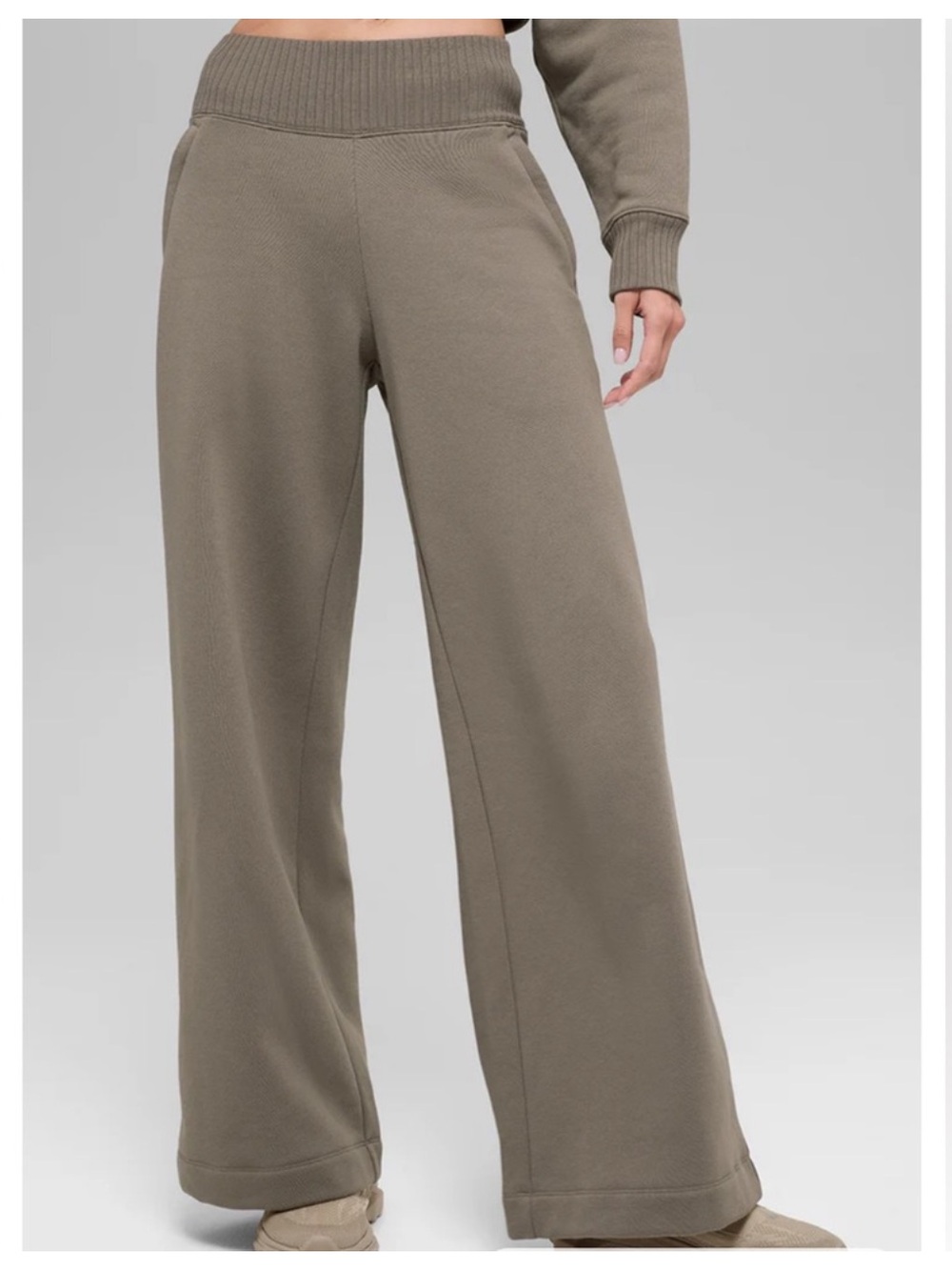 ALO Yoga Serenity Wide Leg Sweatpants in Light Cocoa